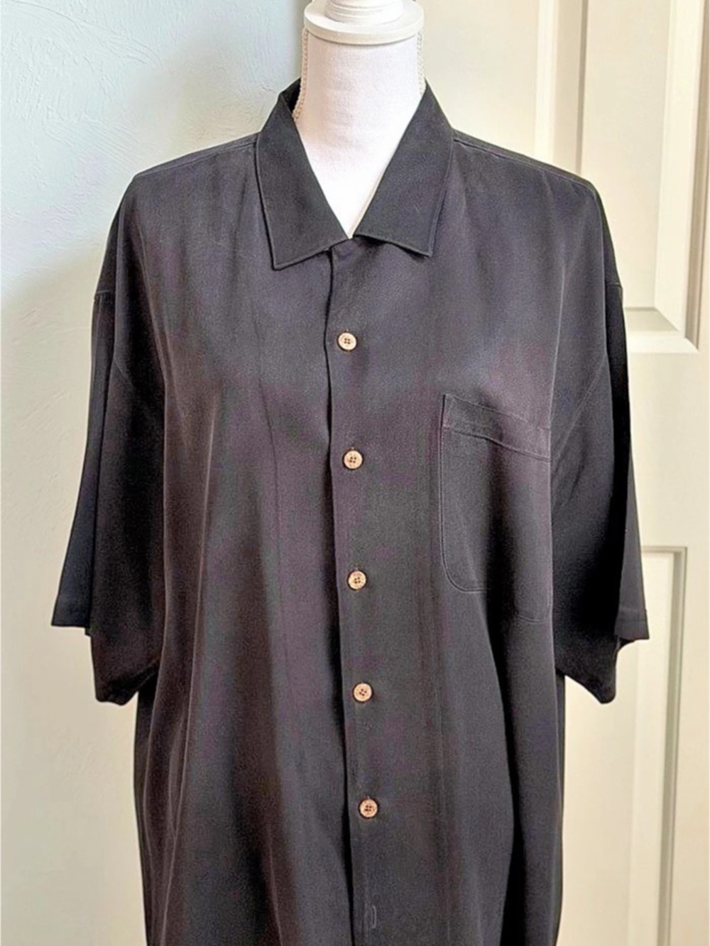 Tommy Bahama Silk Button-Up Shirt Black XL
